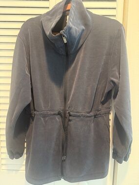 Lululemon Softstreme Cinch-Waist Full-Zip Jacket. Size 8. Dark Gray.